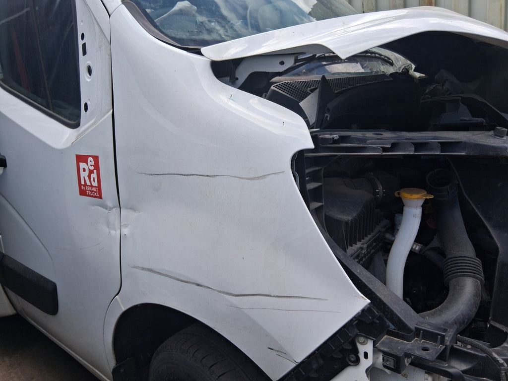 2024 RENAULT MASTER MK3 OSF DRIVER SIDE FRONT WING PANEL WHITE HAS DENTS