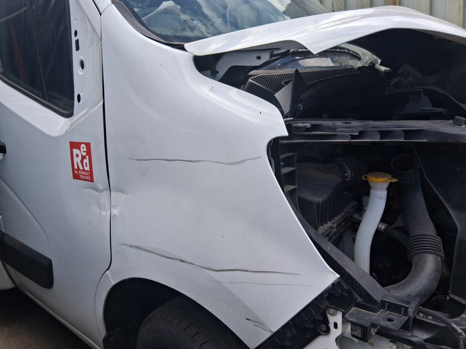 2024 RENAULT MASTER MK3 OSF DRIVER SIDE FRONT WING PANEL WHITE HAS DENTS