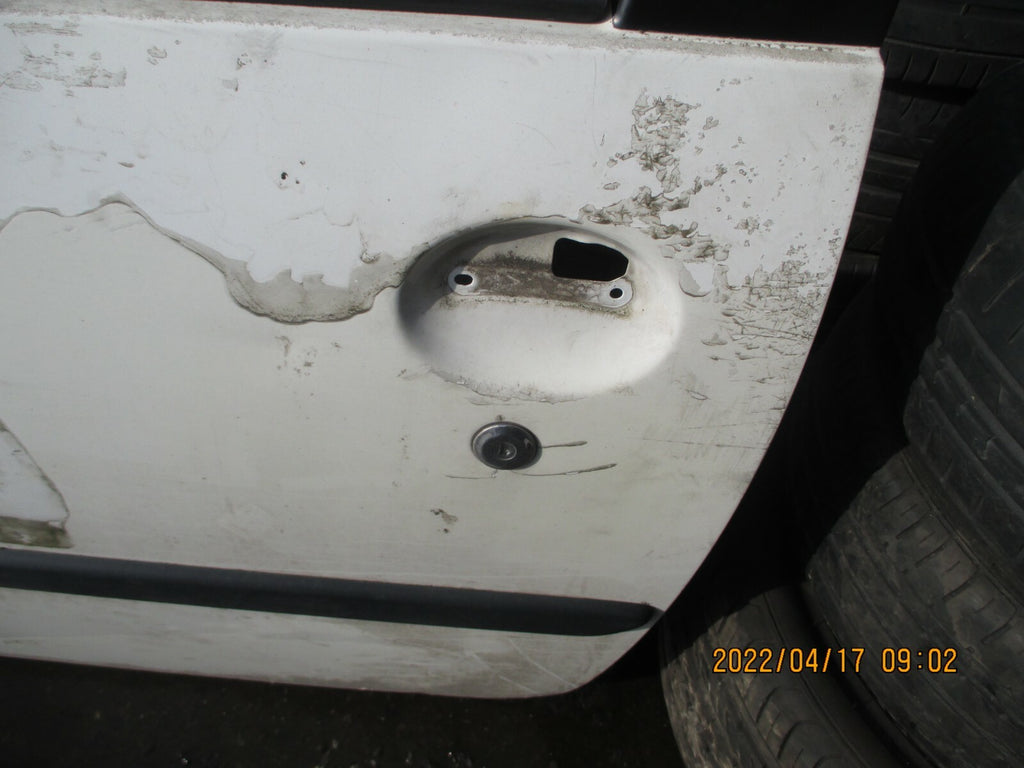 PEUGEOT 107 2007 NSF FRONT PASSENGER SIDE COMPLETE DOOR