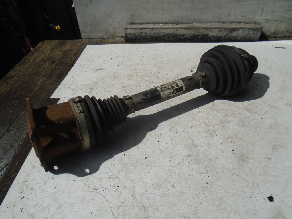 AUDI A4 2011 B8 2.0 DIESEL MANUAL OSF DRIVER SIDE FRONT DRIVESHAFT 8K0407271Q