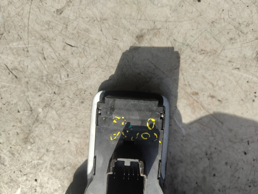 VAUXHALL CORSA D 2011 HEADLIGHT & FOG LIGHT CONTROL SWITCH 13310334