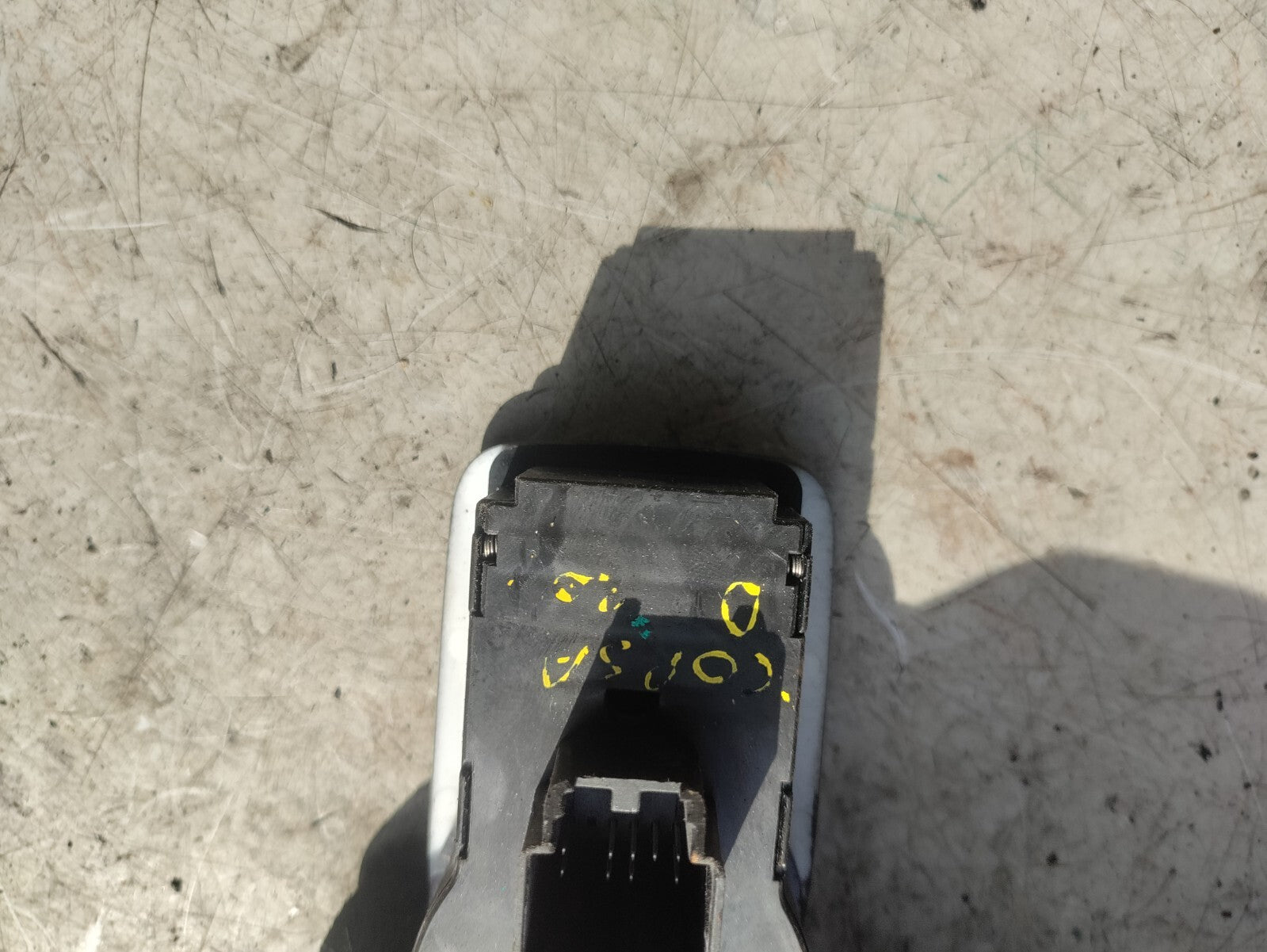 VAUXHALL CORSA D 2011 HEADLIGHT & FOG LIGHT CONTROL SWITCH 13310334