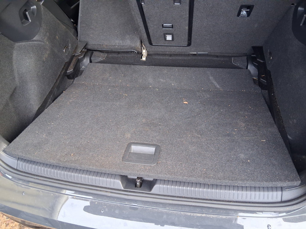 2024 VW VOLKSWAGEN GOLF MK8 R LINE REAR BOOT FLOOR LINER CARPET MAT