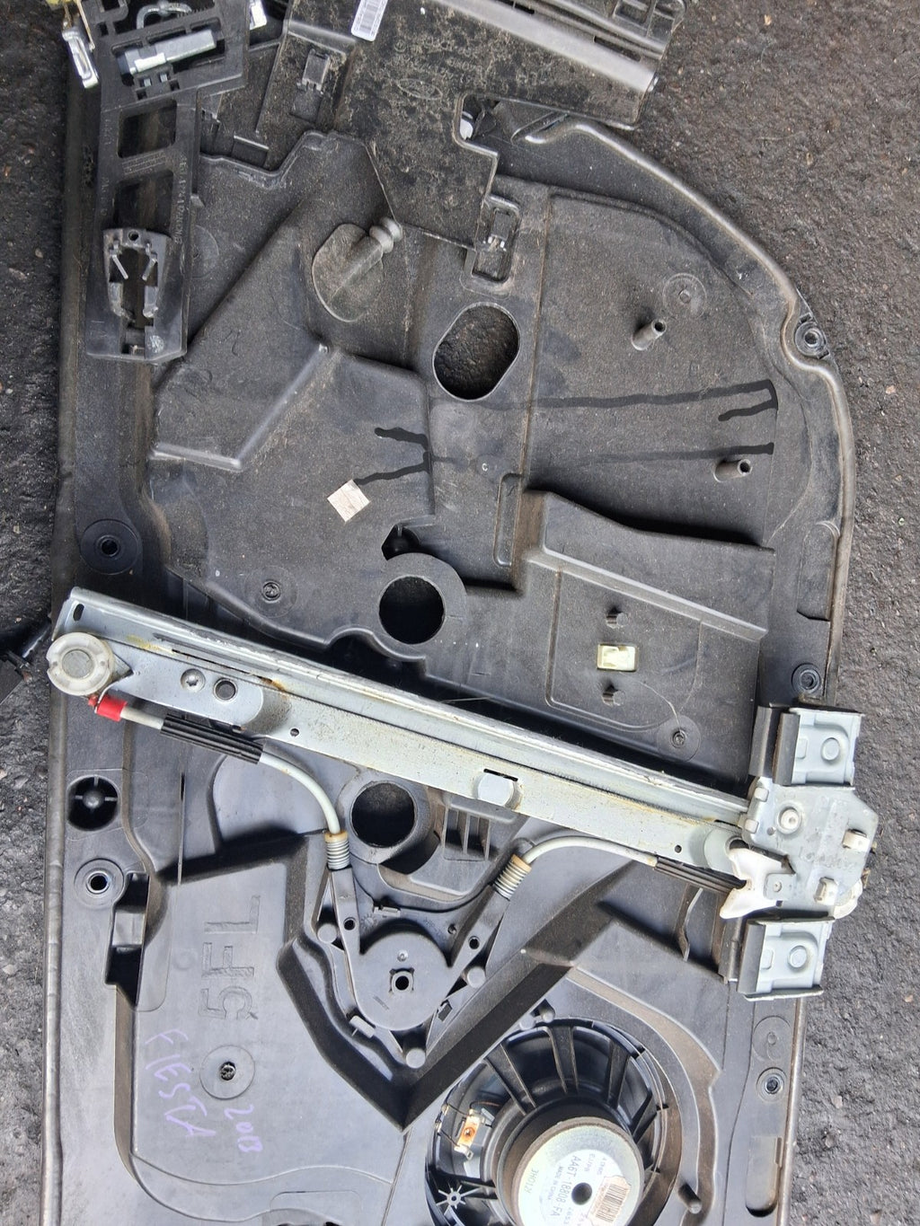 2014 FORD FIESTA MK7 NSF PASSENGER SIDE FRONT LEFT DOOR LOCK MOTOR REGULATOR