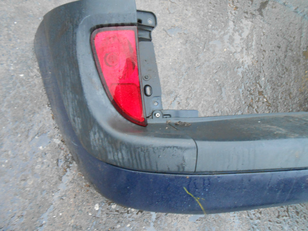 RENAULT ESPACE MK4 PHASE 1 2005 COMPLETE REAR PLASTIC BUMPER & LIGHTS DARK BLUE
