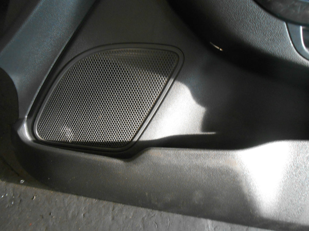 FORD FIESTA MK7 2010 5 DOOR OSF DRIVER SIDE FRONT DOOR CARD PANEL SWITCH