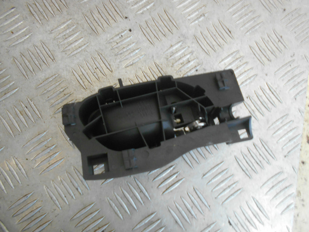 PEUGEOT 407 COUPE 2006 NS PASSENGER SIDE INTERIOR DOOR HANDLE 96526178VD