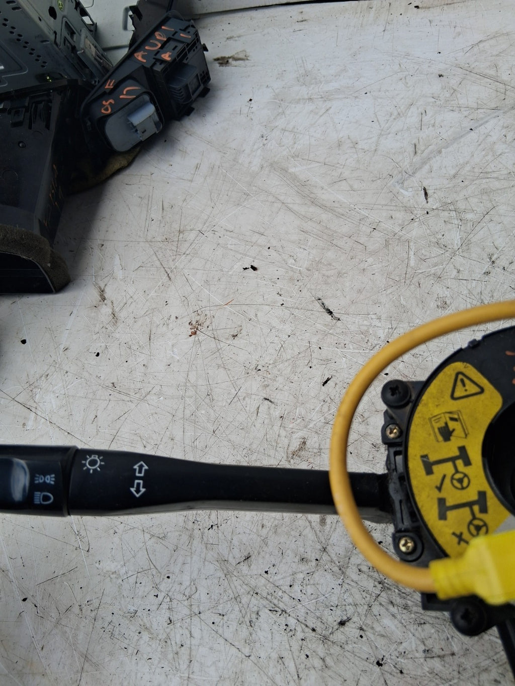 1996 MG F STALK SQUIB AND SLIP RING AND WIPER INDICATORS YRC100170