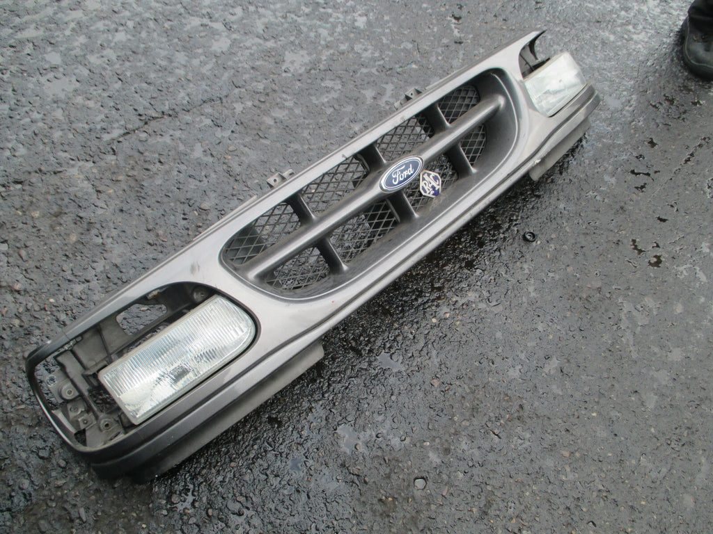 FORD EXPLORER V8 2000 4.0 PETROL FRONT COMPLETE UPPER BUMPER RADIATOR GRILL