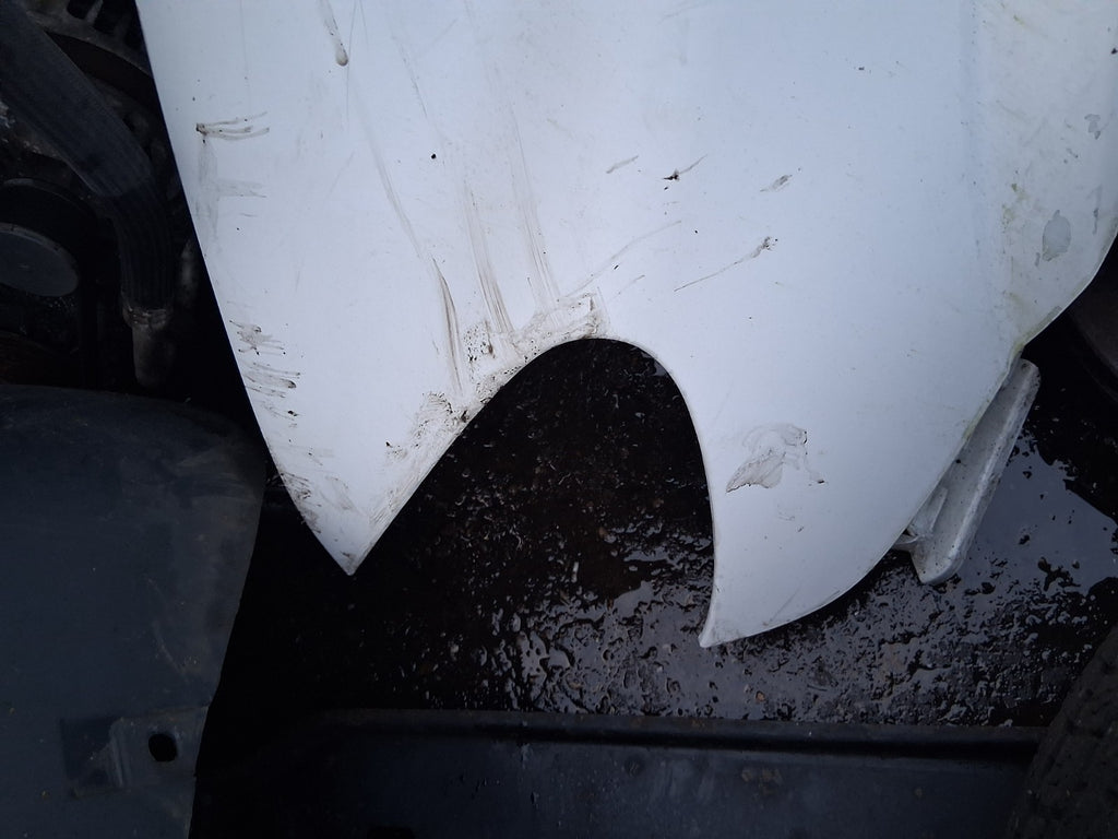 MERCEDES BENZ VITO W639 2007 NSF PASSENGER SIDE FRONT WING PANEL WHITE
