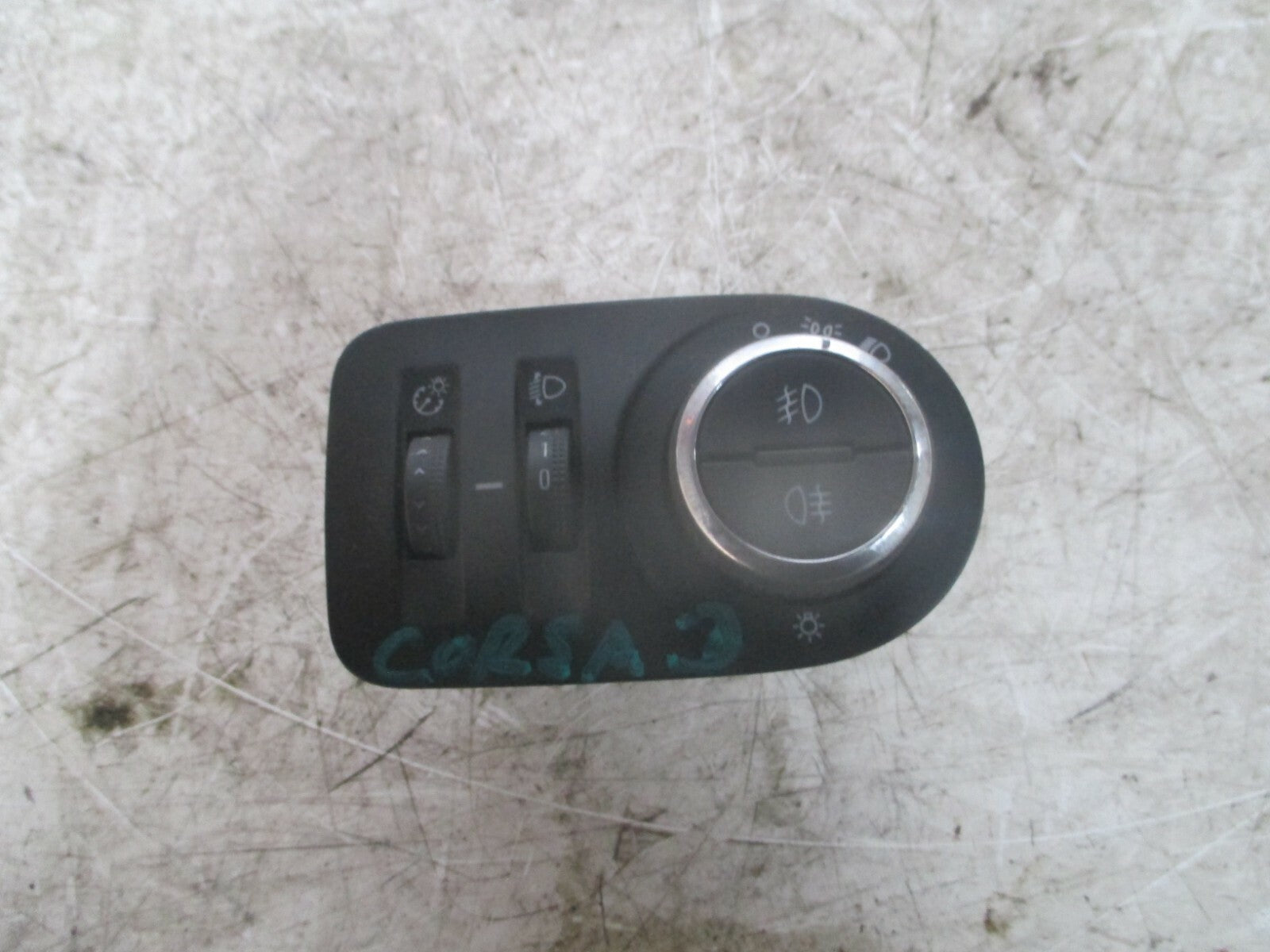 VAUXHALL CORSA D 2011 HEADLIGHT SWITCH 13310335