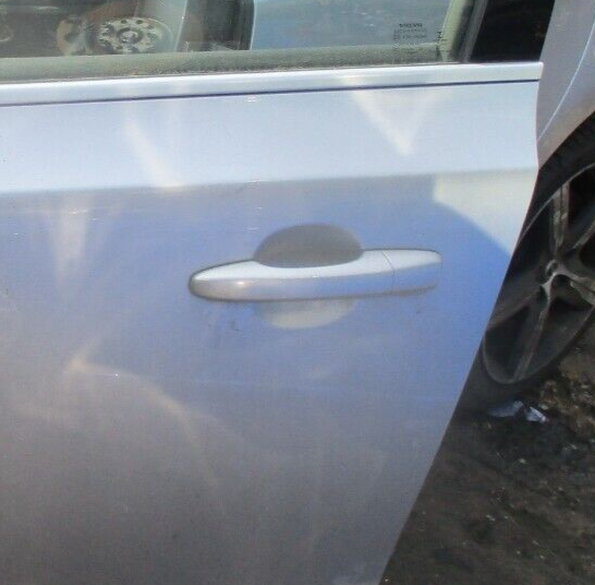 2016 VOLVO V40 R DESIGN NSF PASSENGER SIDE FRON LEFT EXTERIOR DOOR HANDLE SILVER