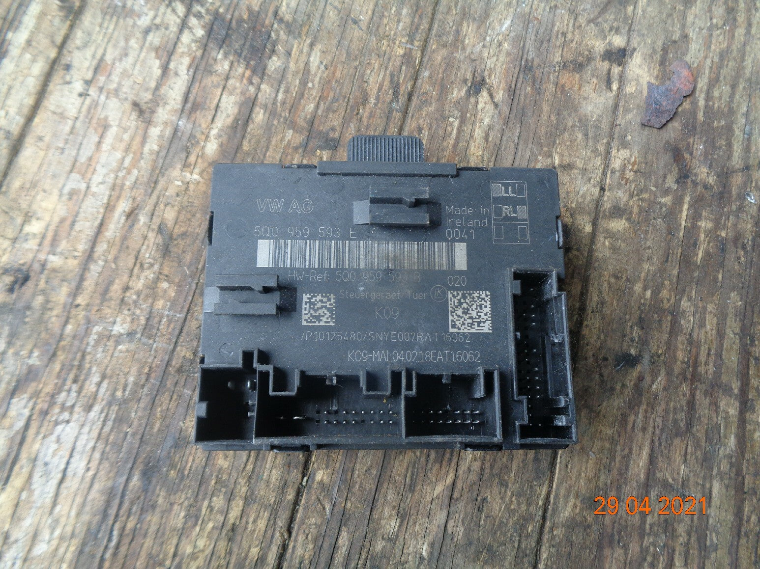 VW VOLKSWAGEN PASSAT 2018 DOOR CONTROL ECU MODULE UNIT 5Q0959953E