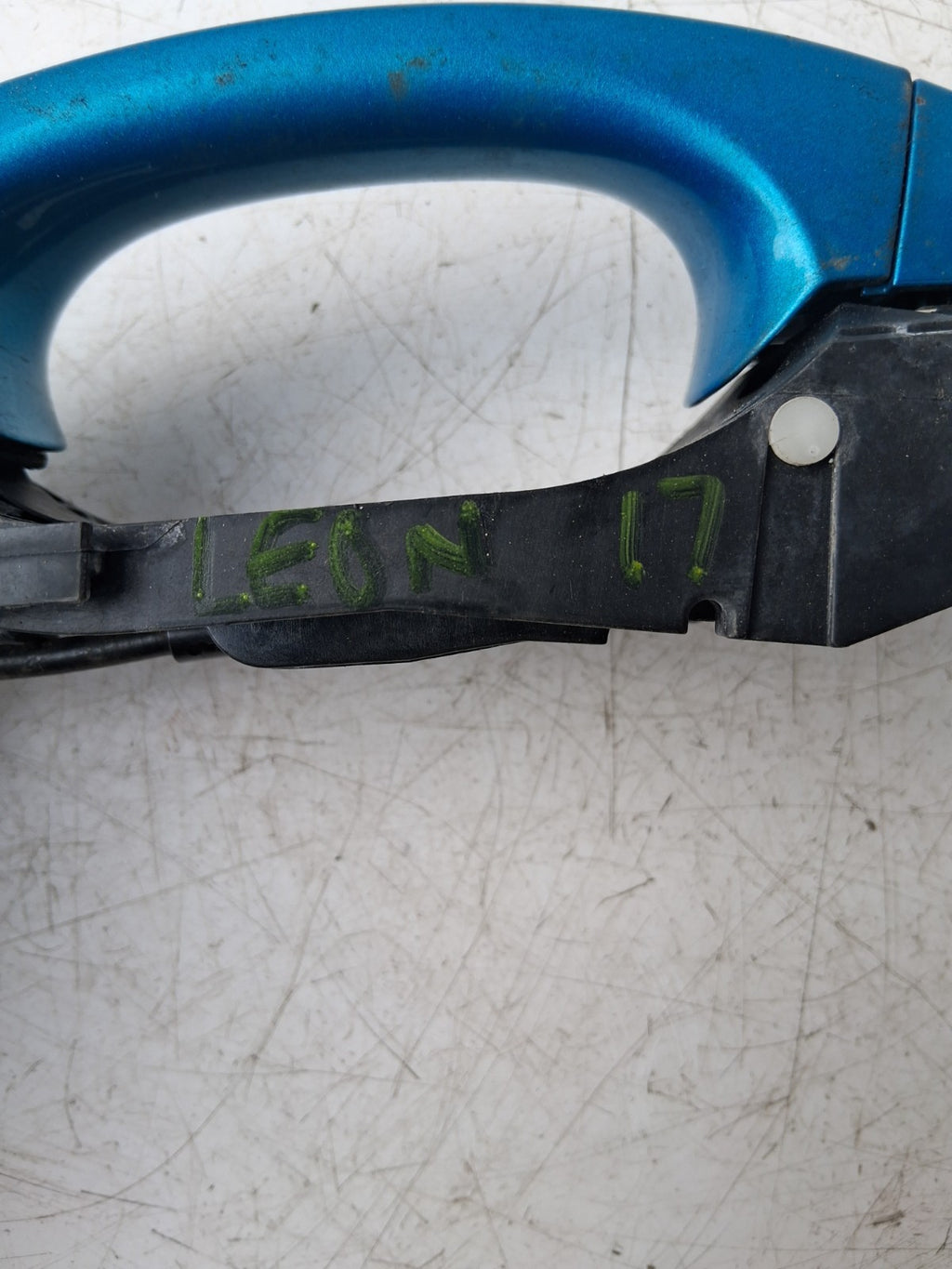SEAT LEON 2017 MK3 OSR DRIVER SIDE REAR DOOR HANDLE 5N0837017E
