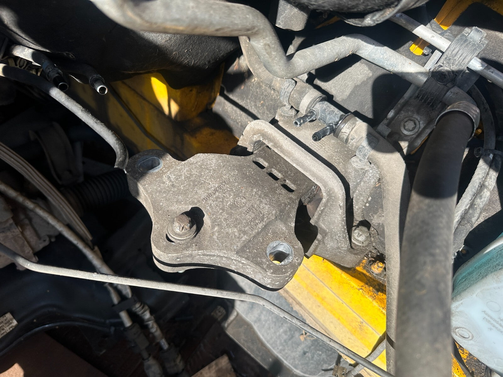 2019 MERCEDES SPRINTER W907 2.1 FWD NS PASSENGER GEARBOX MOUNT BRACKET