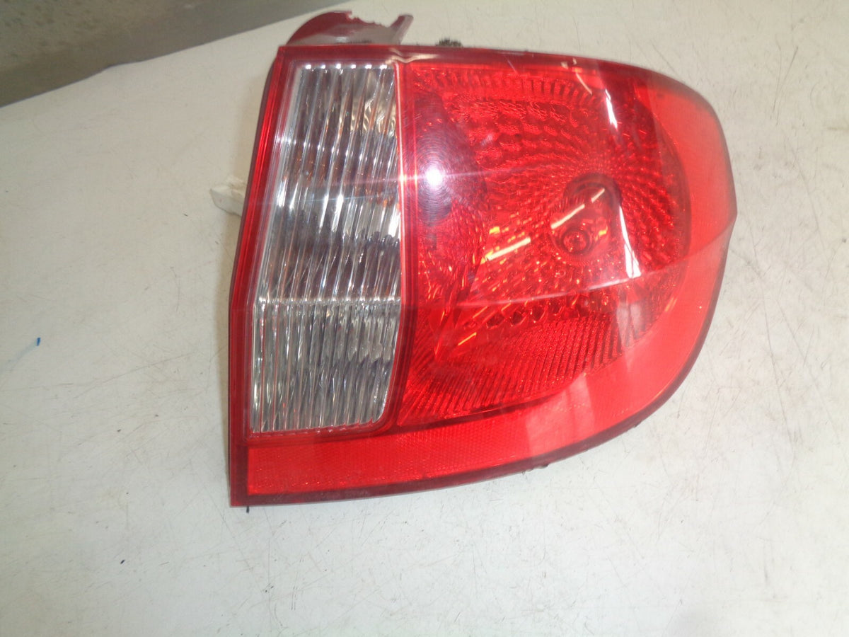 HYUNDAI GETZ 2008 OSR DRIVER SIDE REAR TAIL LIGHT TAIL LAMP 924021C5XX