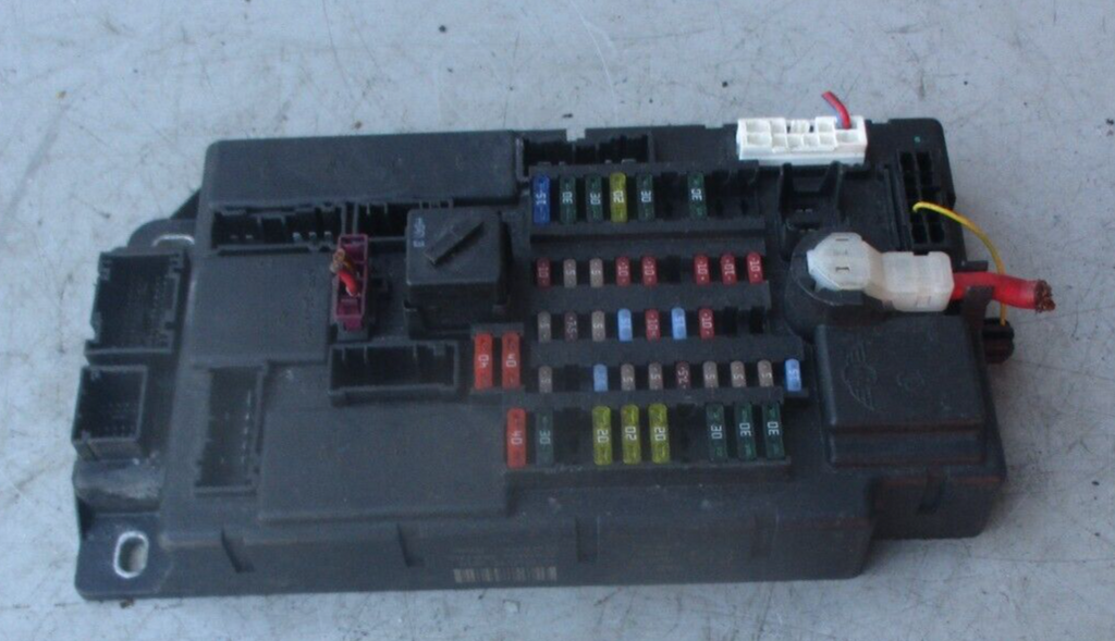 BMW MINI ONE FUSE BOX CONTROL MODULE 3453737-01
