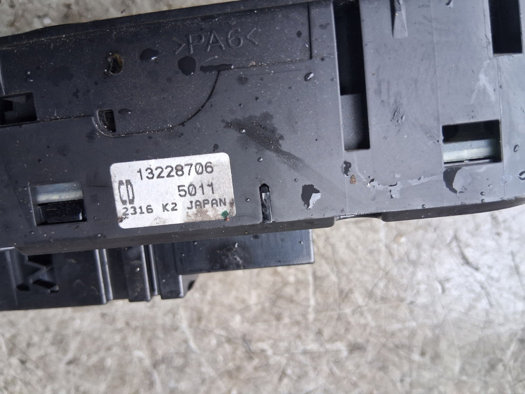 2008 VAUXHALL ZAFIRA B OSF DRIVER SIDE FRONT RIGHT WINDOW CONTROL SWITCH 1322870