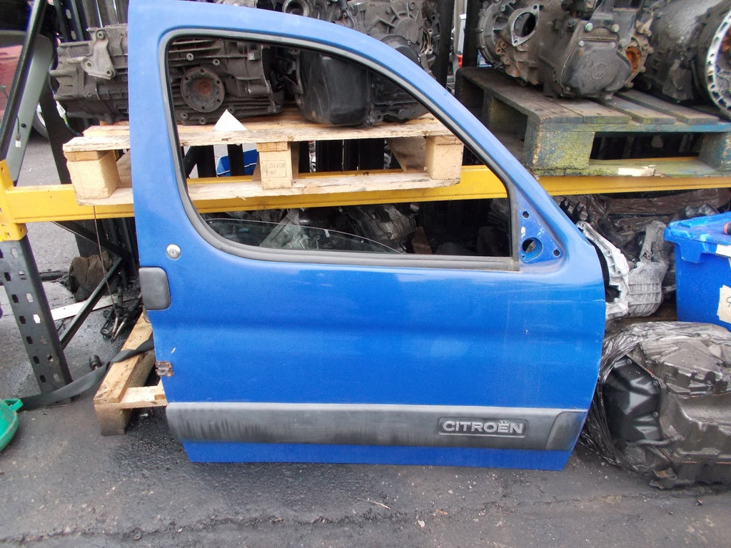CITROEN BERLINGO 2002 OSF FRONT DRIVER SIDE DOOR BLUE