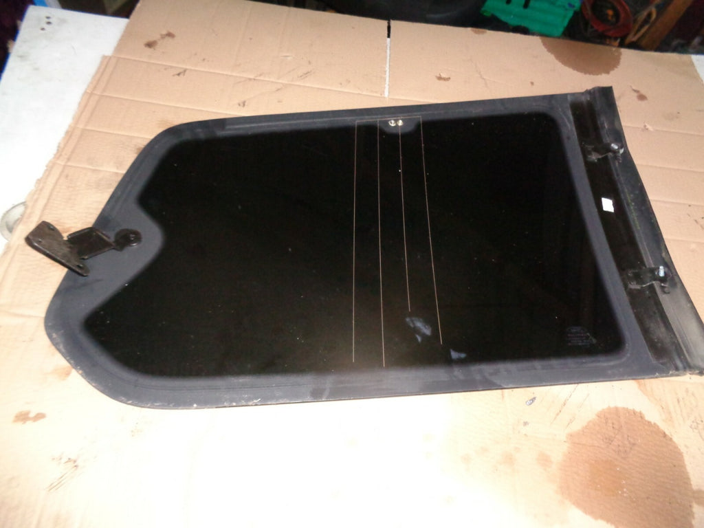 FORD GALAXY 2010 NSR PASSENGER SIDE REAR DOOR QUARTER PANEL WINDOW GLASS