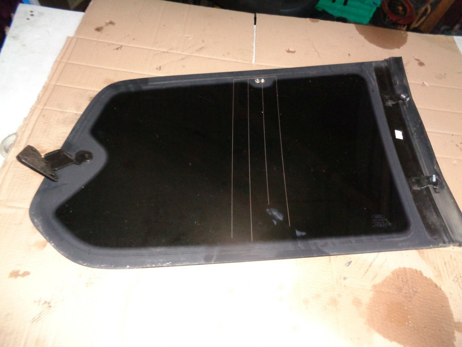 FORD GALAXY 2010 NSR PASSENGER SIDE REAR DOOR QUARTER PANEL WINDOW GLASS