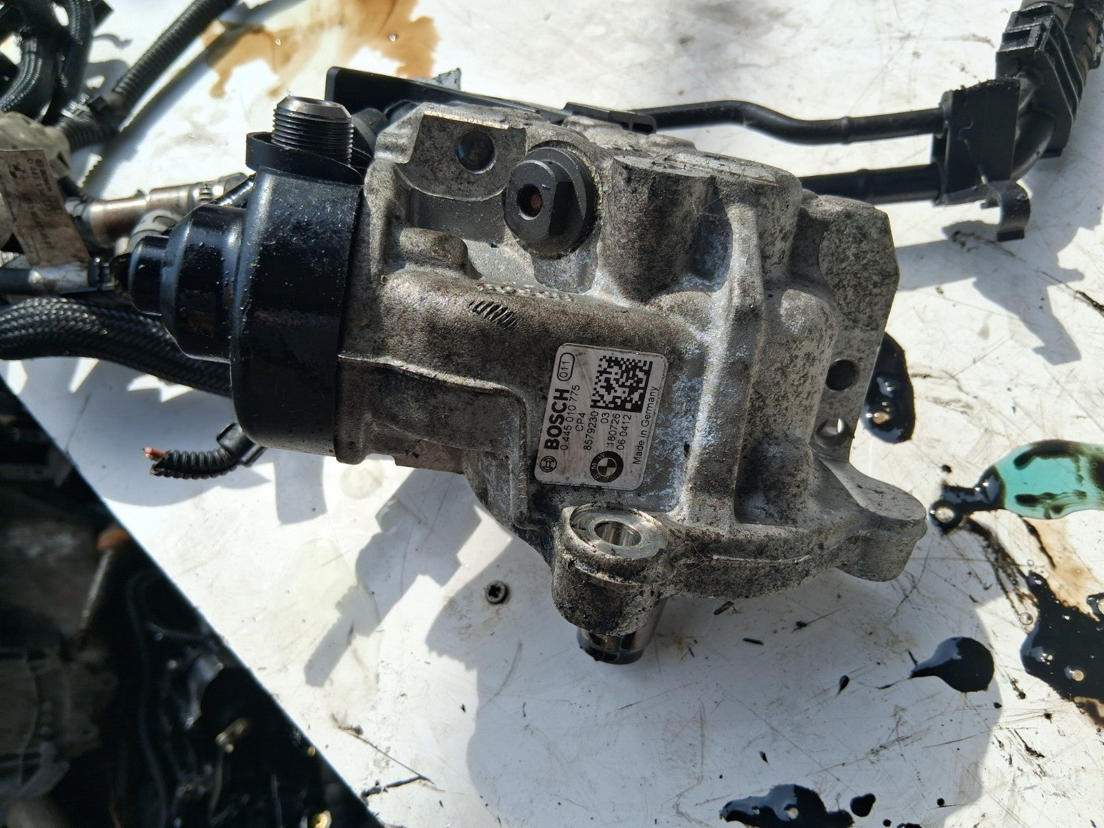 2018 BMW X1 F48 2.0 DIESEL HIGH PRESSURE FUEL PUMP 8579230