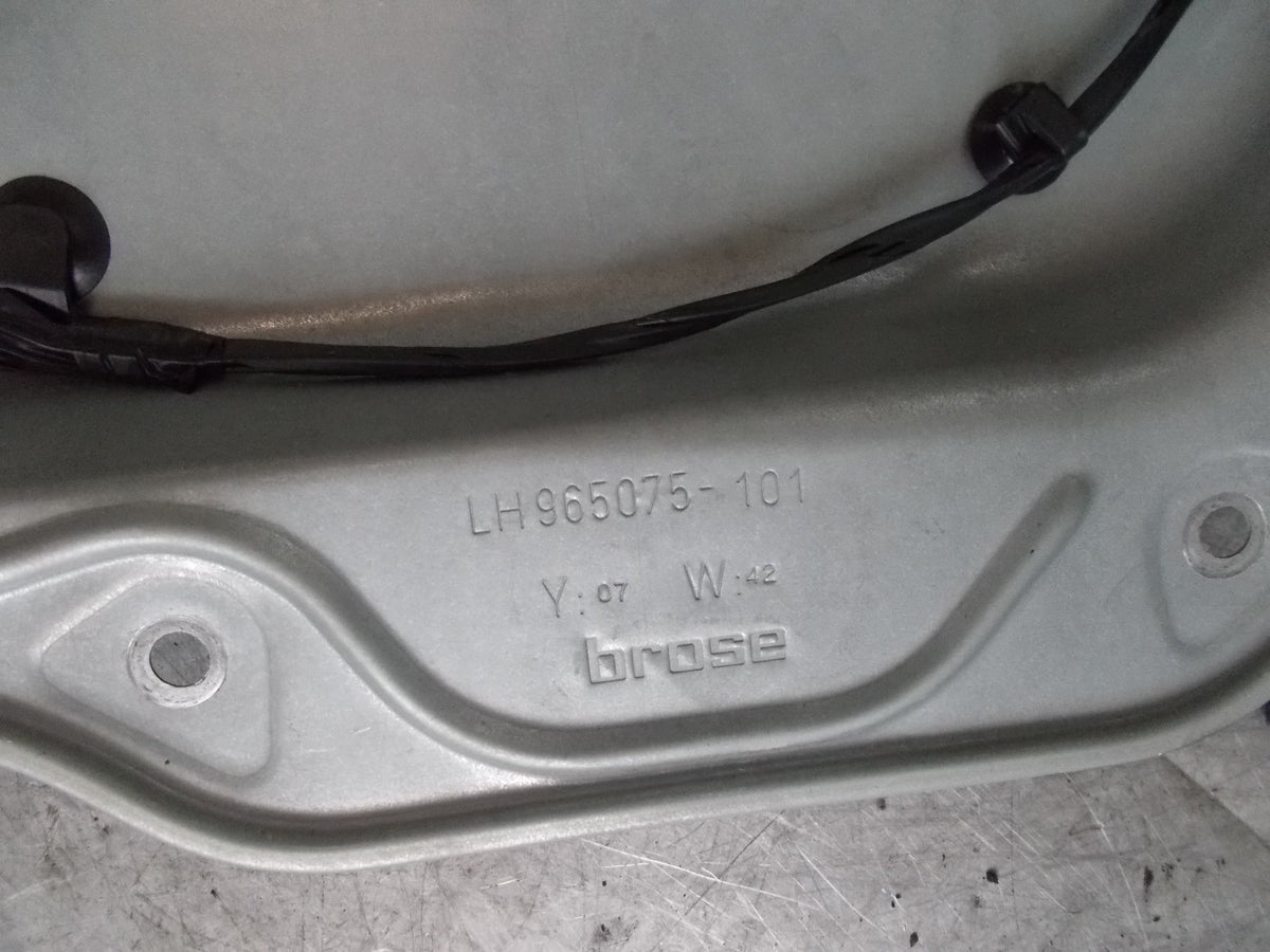 FORD C-MAX FRONT NS/ PASSENGER SIDE WINDOW MOTOR REGULATOR MECH. 7M51R045H17A