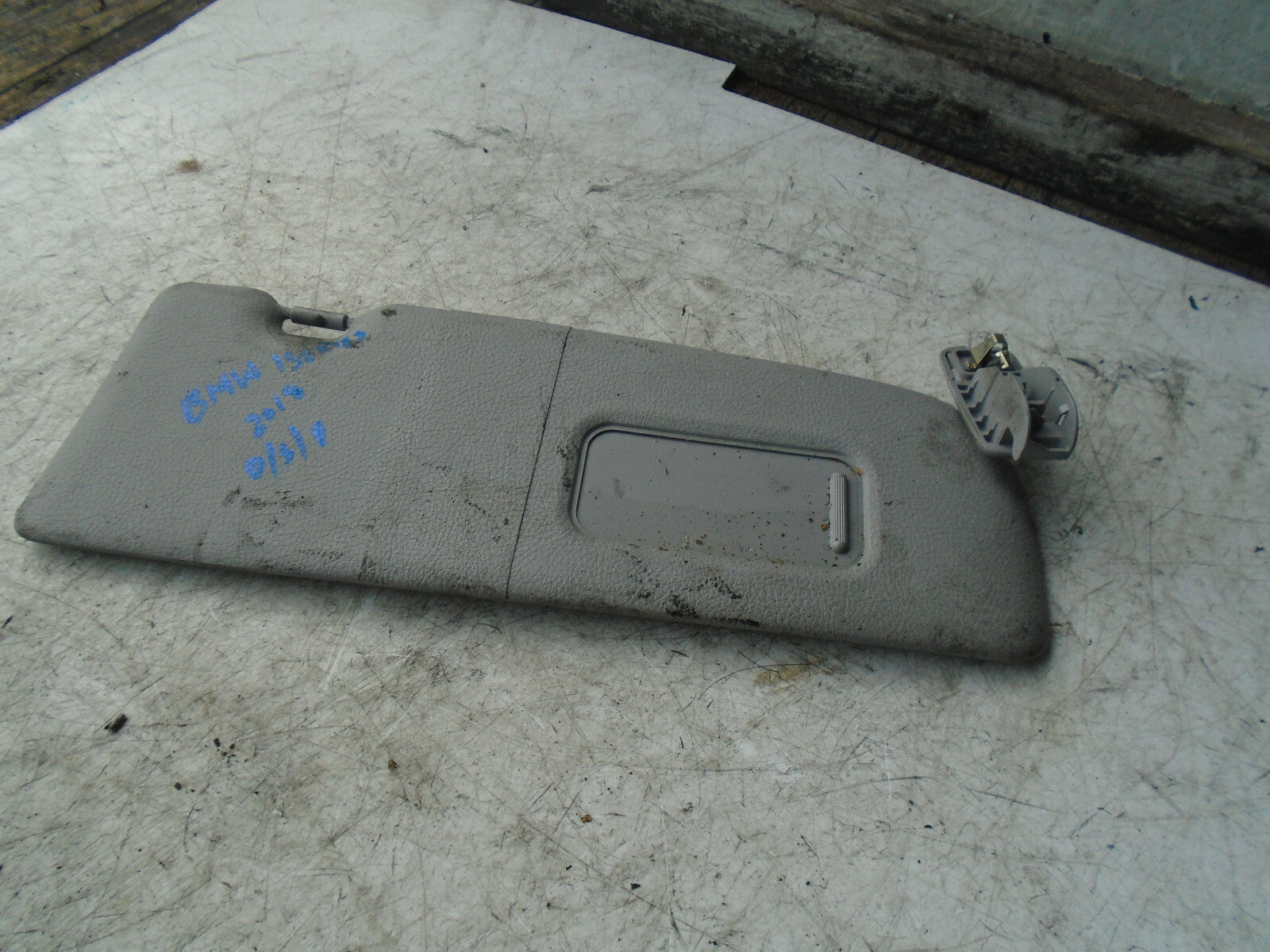 BMW 1 SERIES F20 2018 OS DRIVER FRONT SUN VISOR