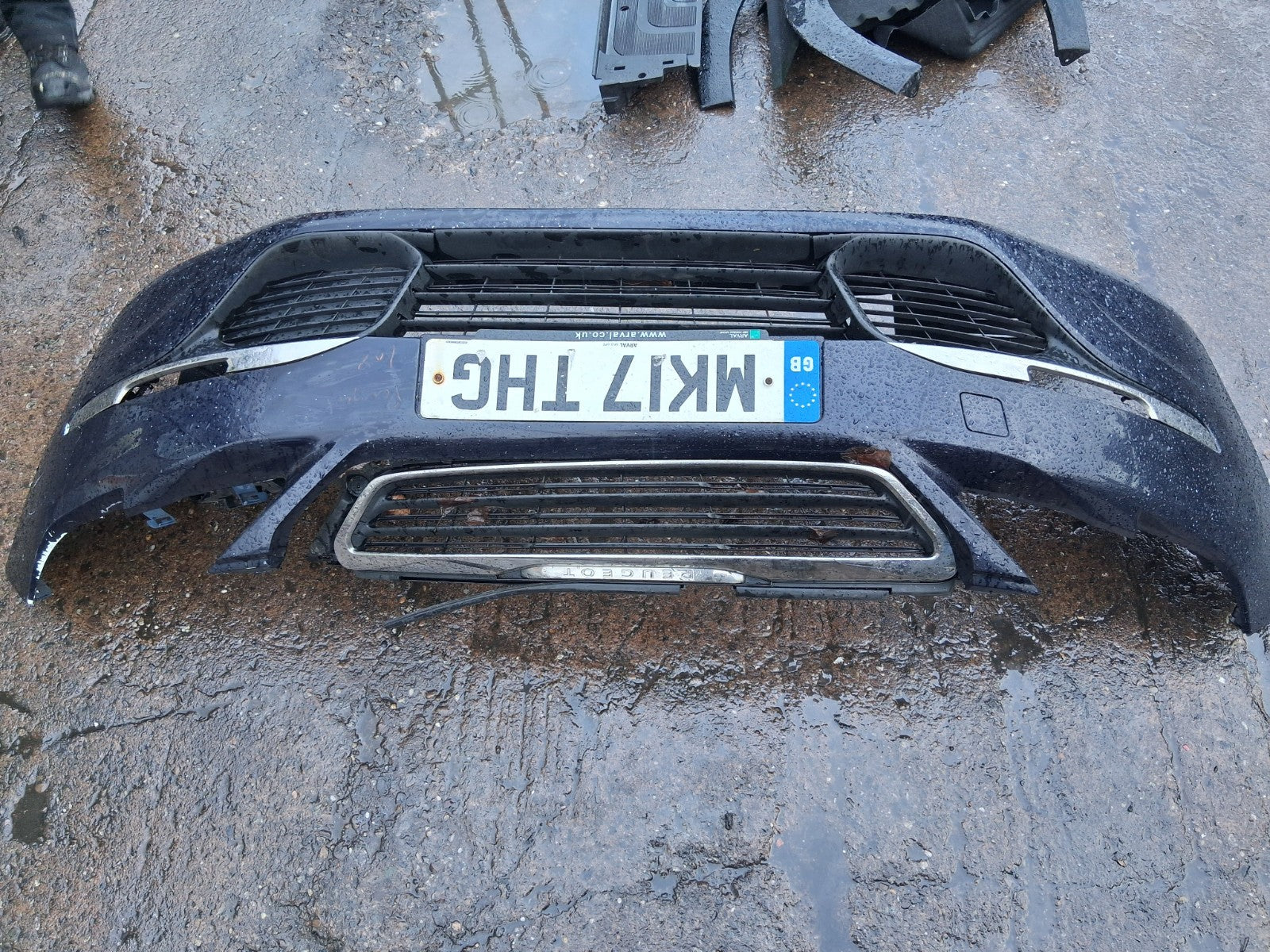 2017 PEUGEOT 308 MK2 COMPLETE FRONT BUMPER WITH GRILL GRILLE BLUE