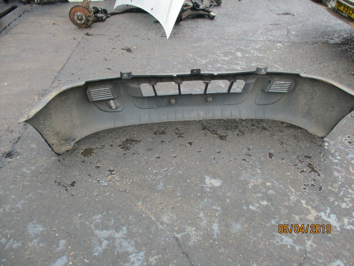 LDV MAXUS 2004-2009 FRONT BUMPER PLASTIC BLACK COMPLETE