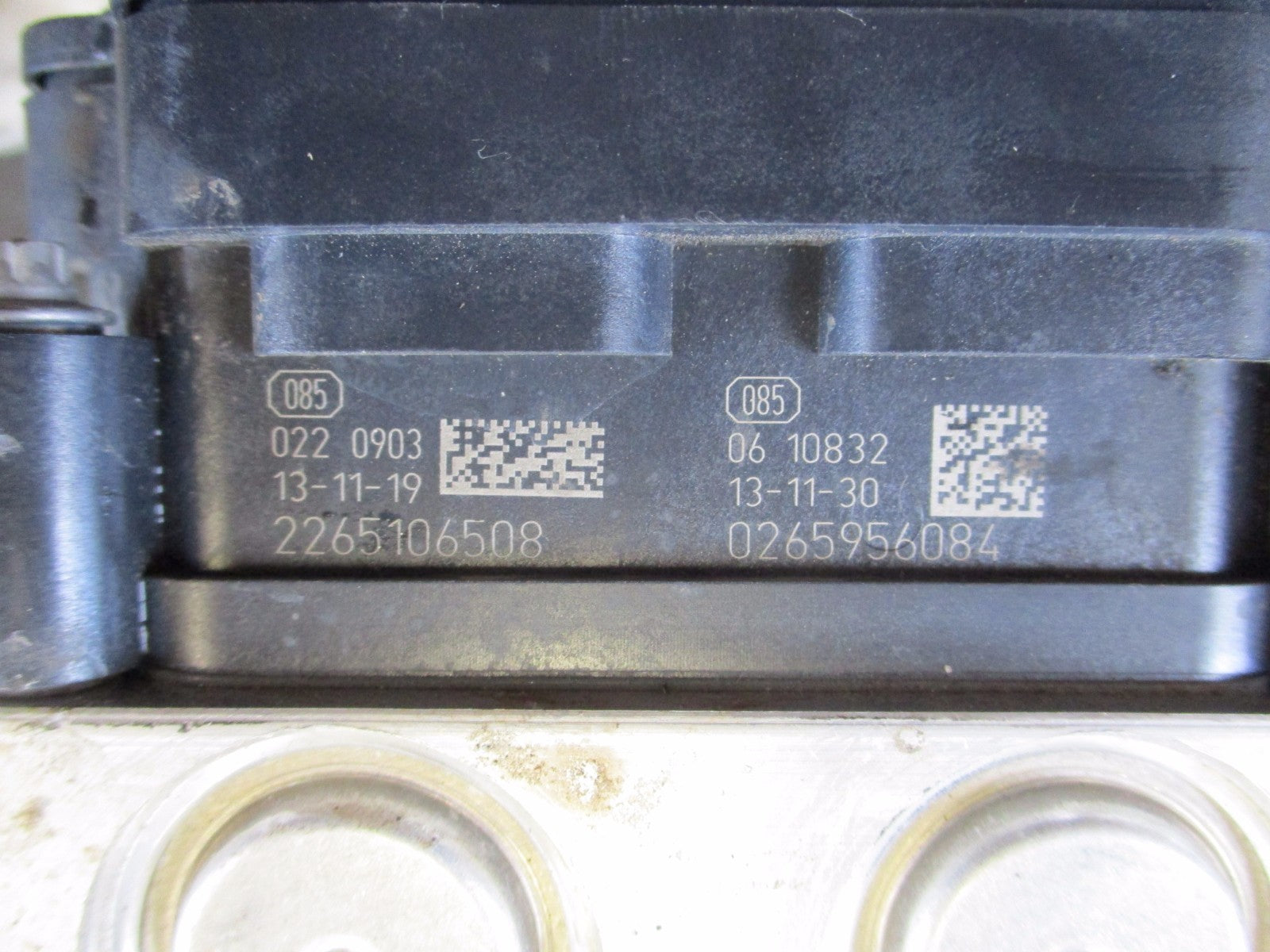 AUDI A1 2013 1.6 TDI DIESEL ABS BRAKE PUMP & CONTROLLER MODULE 6R0907379BA