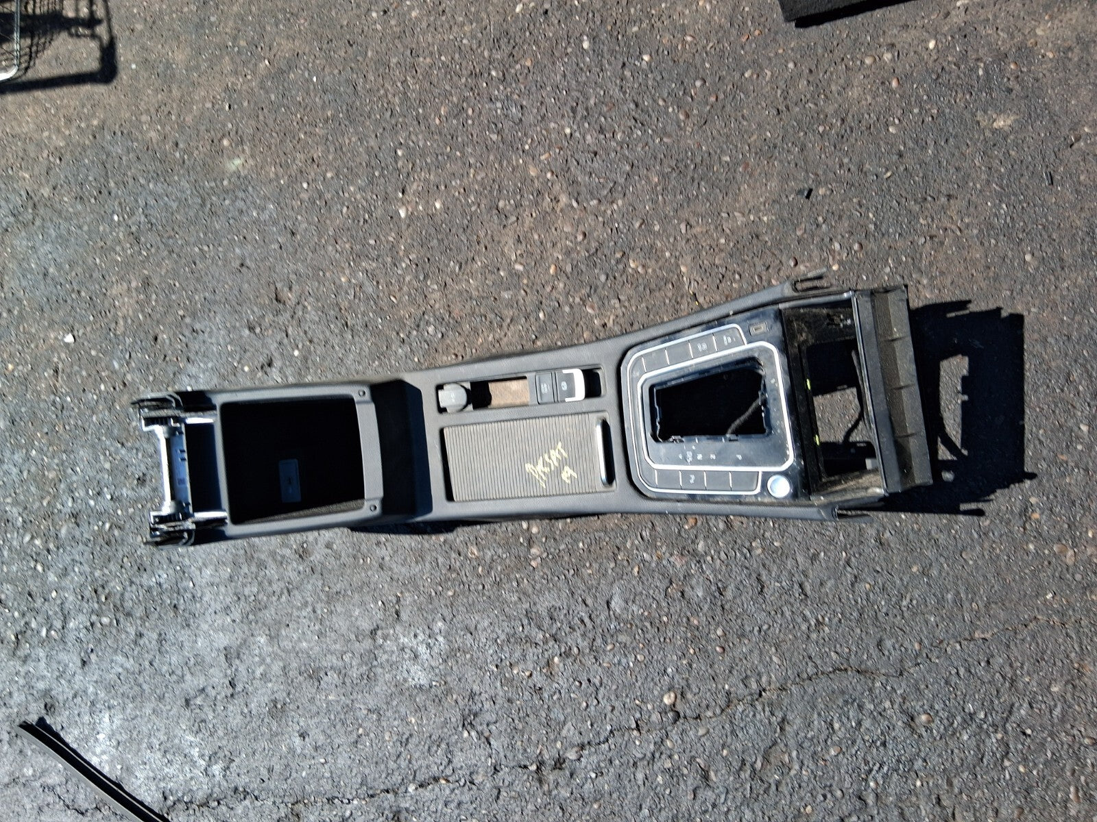 VW VOLKSWAGEN PASSAT B8 2019 COMPLETE CENTRE CONSOLE TRIM CONSOLE 3G0857100