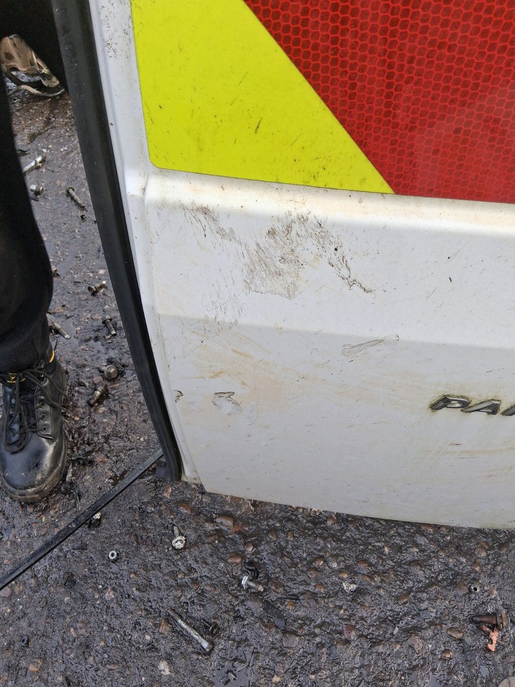 2018 PEUGEOT PARTNER MK2 OSR DRIVER SIDE REAR RIGHT COMPLETE DOOR WHITE