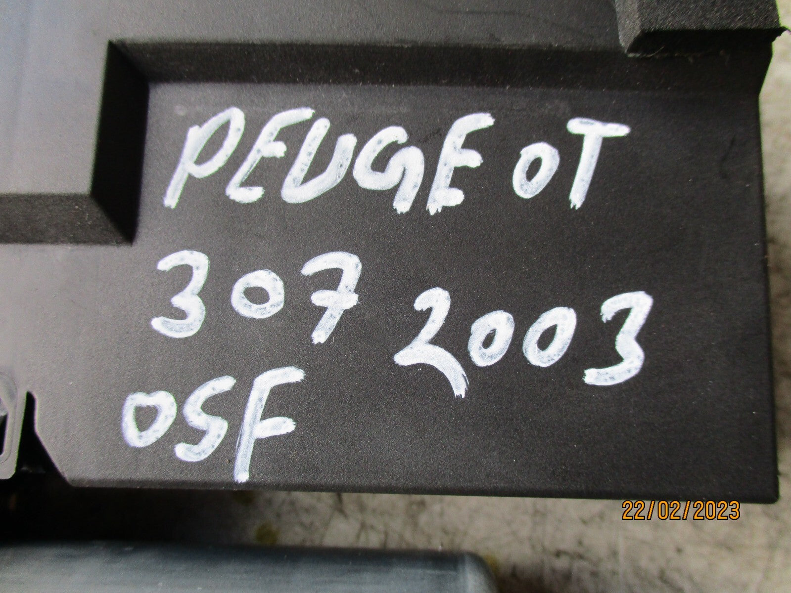 PEUGEOT 307 2003 OSF DRIVER SIDE FRONT WINDOW MOTOR 9637130680