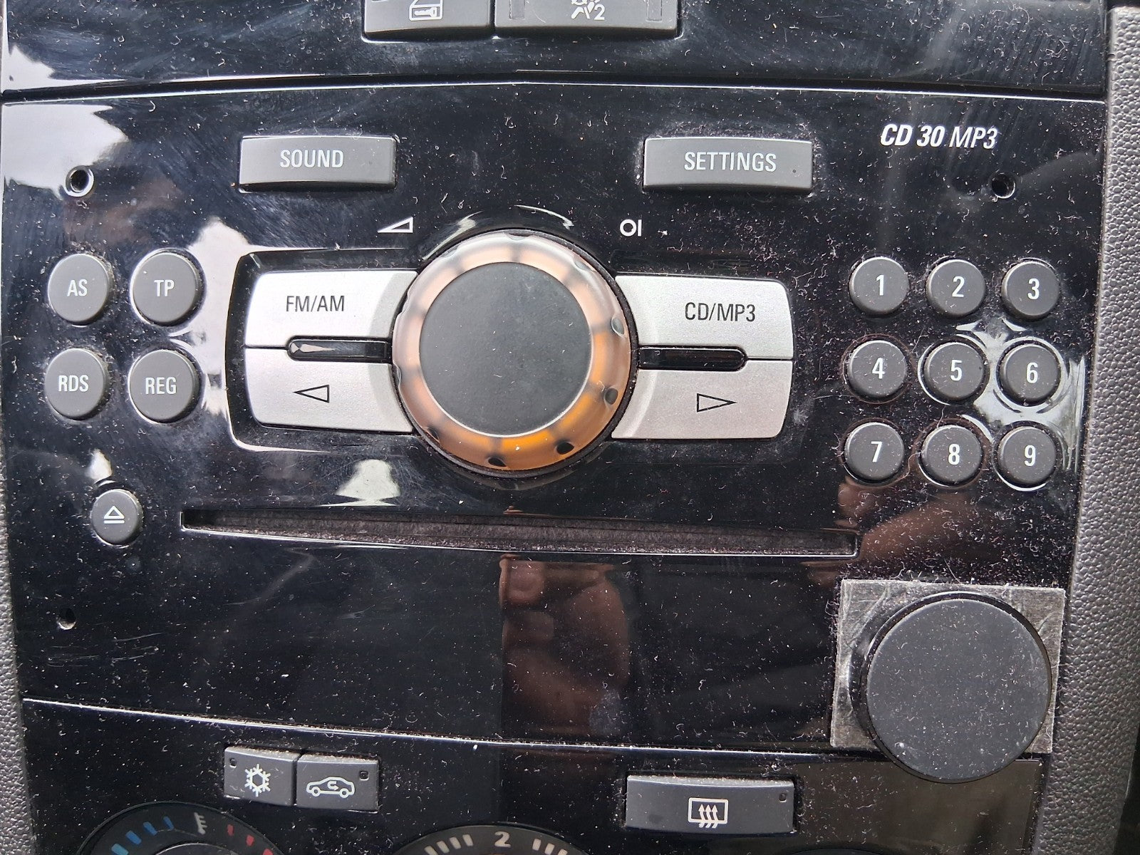 2009 VAUXHALL CORSA D STEREO MULTIMEDIA RADIO CD PLAYER HEAD UNIT