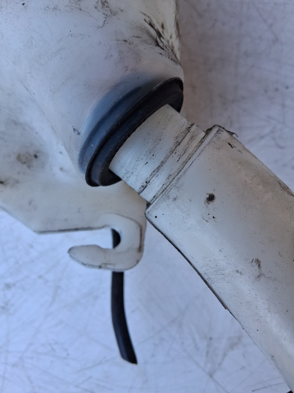 CITROEN C3 2006 WINDSCREEN WASHER WATER BOTTLE RESERVOIR 9680248980