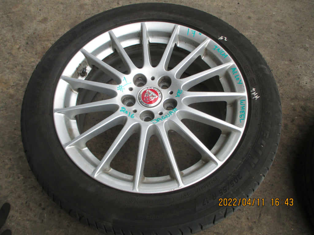 JAGUAR XE 2016 17 INCH SINGLE ALLOY WHEEL WITH TYRE 205/55R17 REF 1