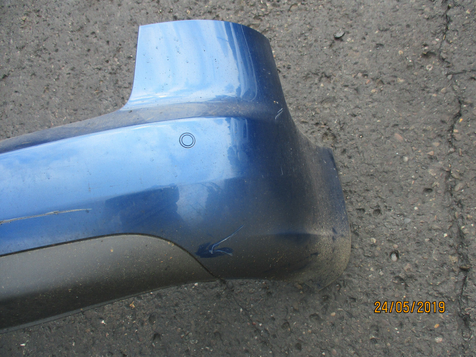 AUDI A4 B6 ESTATE REAR BUMPER COMPLETE BLUE