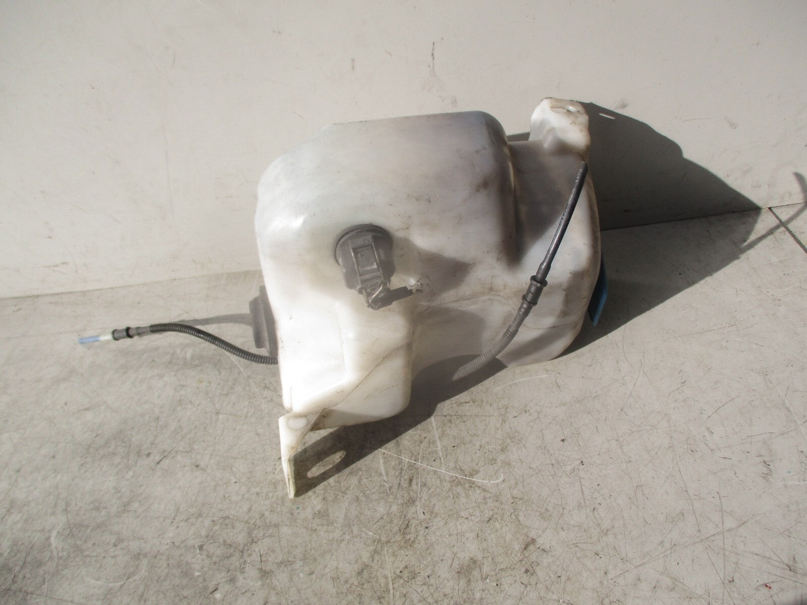2002 SEAT IBIZA 6L MK3 WINDSCREEN WASHER BOTTLE & PUMP 1J0955453N
