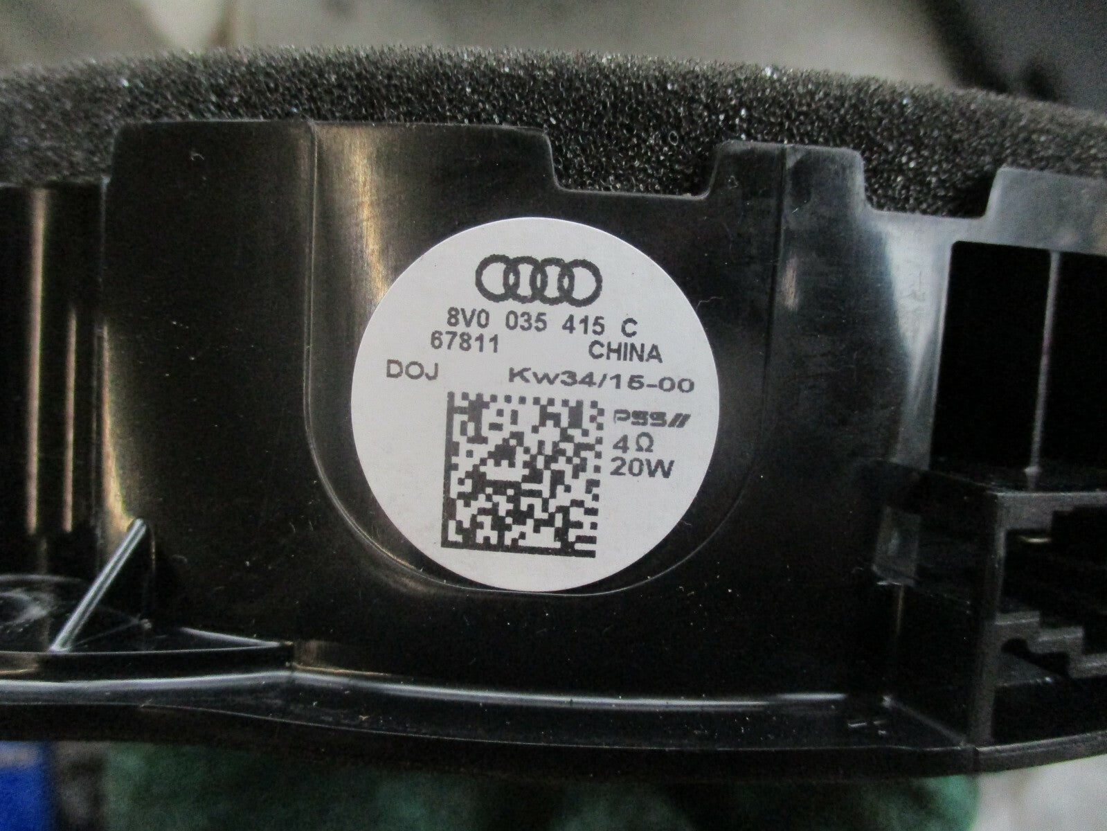 AUDI A3 8V (MK3) FRONT INTERIOR DOOR SPEAKER 8V0035415C