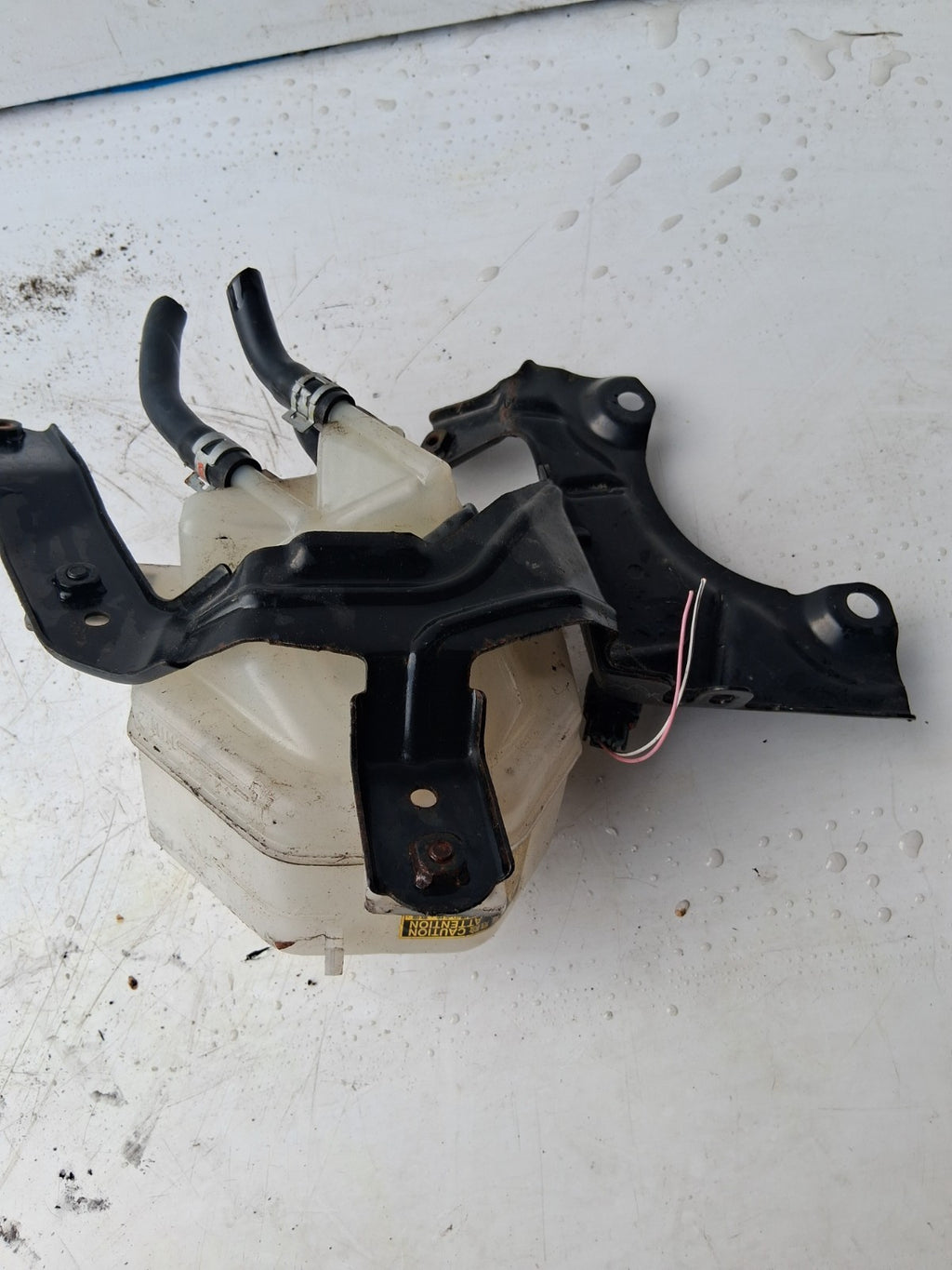 TOYOTA PRIUS MK3 2014 XW30 COOLANT WATER EXPANSION TANK RESERVOIR