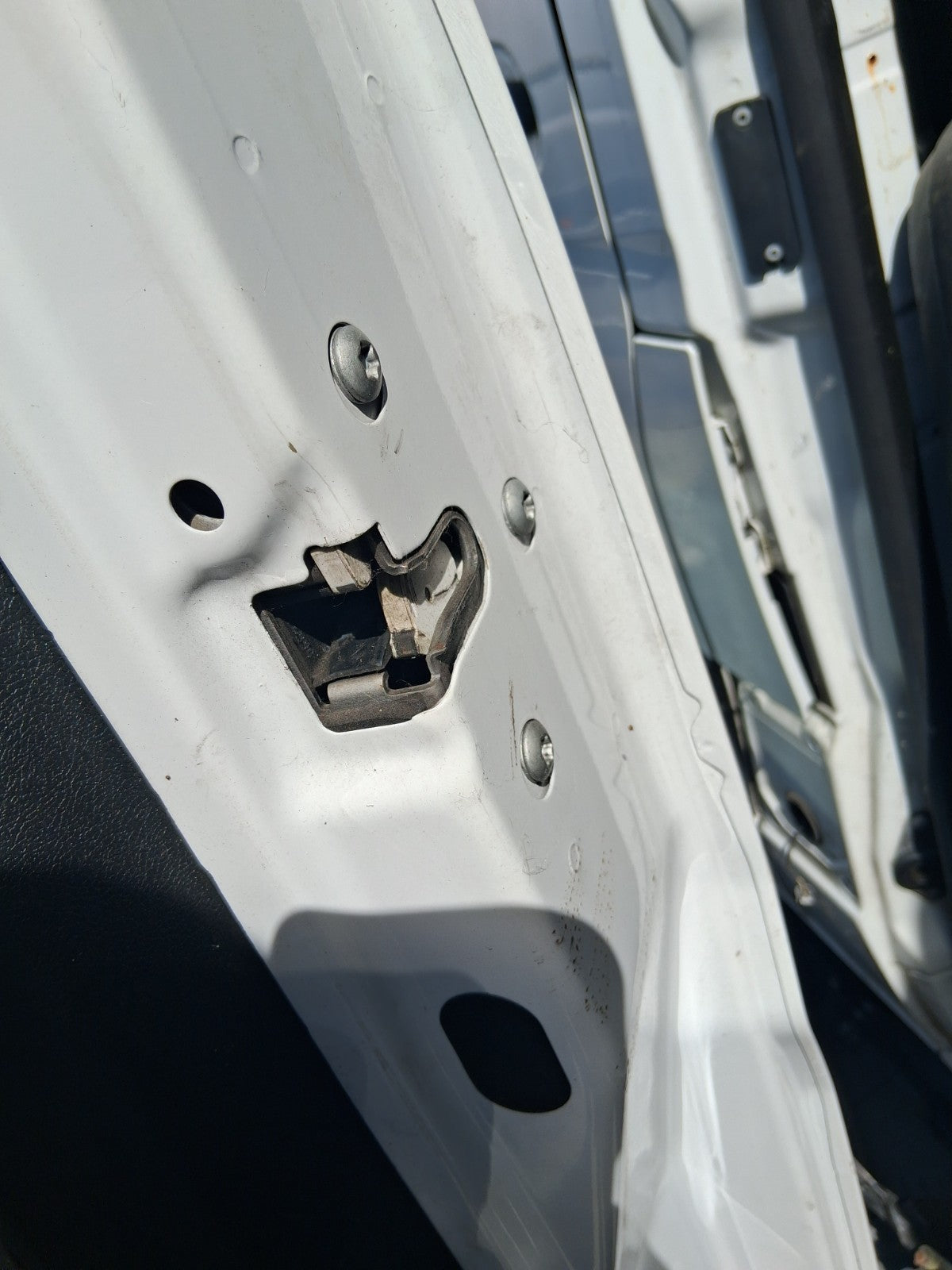 2024 PEUGEOT BOXER MK3 L3H2 OSF DRIVER SIDE FRONT DOOR LOCK