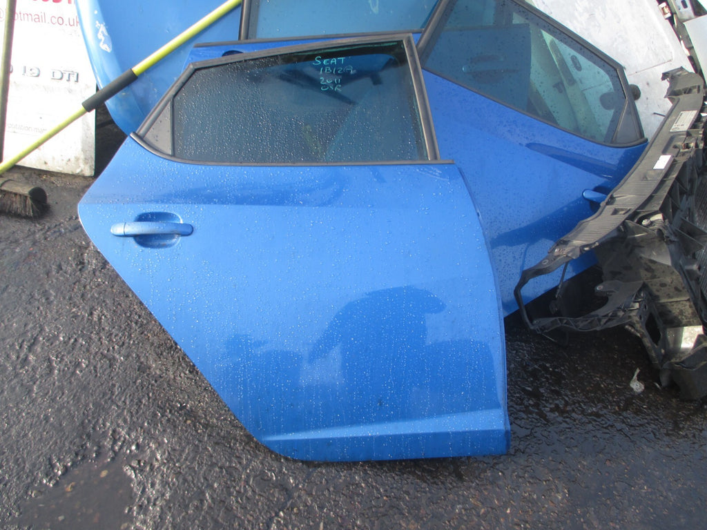 SEAT IBIZA MK4 2011 OSR DRIVER SIDE REAR COMPLETE DOOR BLUE