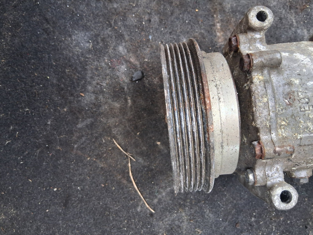 RENAULT MODUS 2010 1.2 PETROL AIR CON COMPRESSOR 8200953359