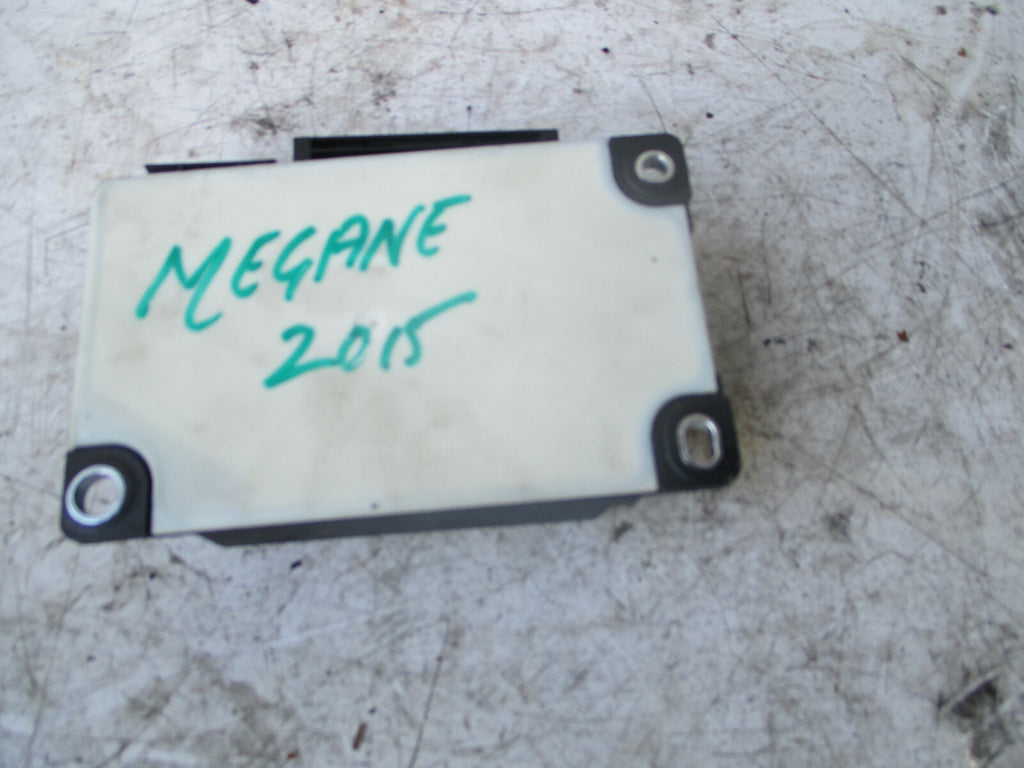 RENAULT MEGANE MK3 2015 SAFETY BAG CONTROL MODULE 285586254R
