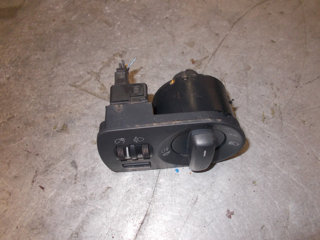 AUDI A3 2008 HEADLIGHT CONTROL SWITCHES 8P2919094 8P2941531