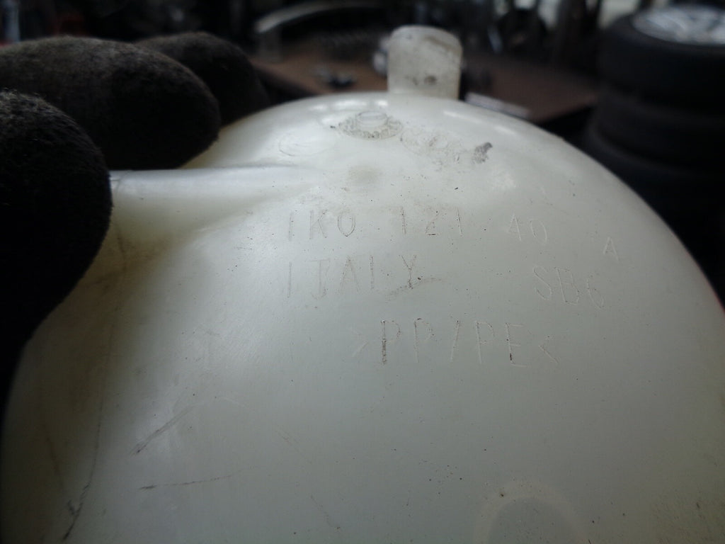 VOLKSWAGEN GOLF MK5 HEADER OVERFLOW EXPANSION TANK 1K012140