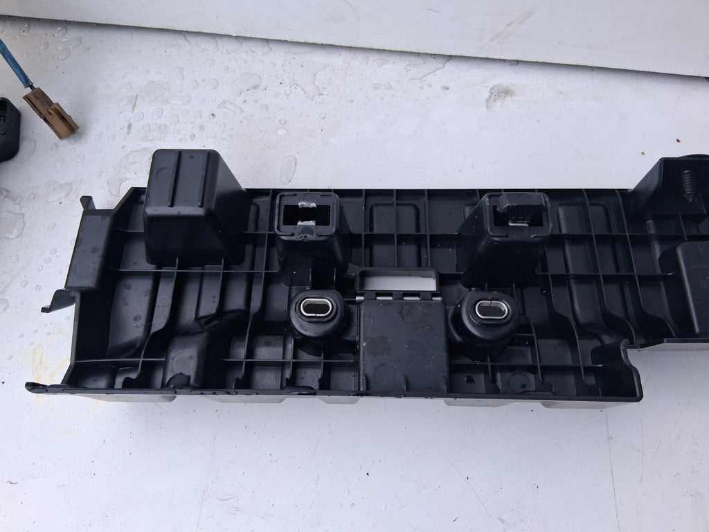 2024 BMW 2 SERIES F44 COUPE TAILGATE TRUNK INTERIOR FLOOR BRACKET 7475719