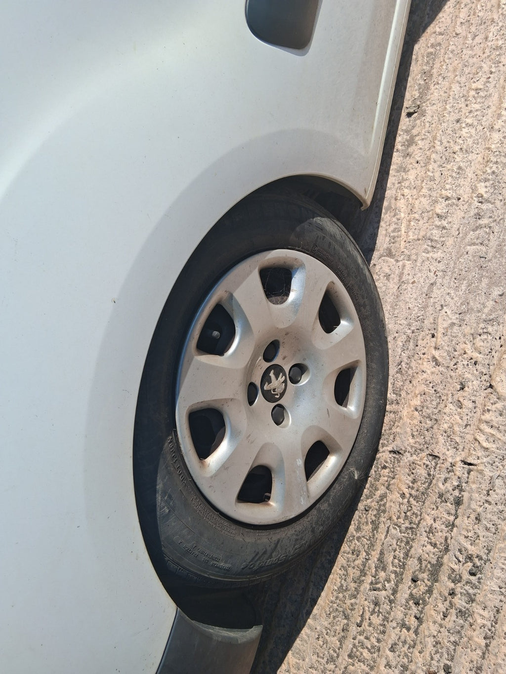 2015 PEUGEOT PARTNER MK2 15 INCH STEEL WHEEL WITH TYRE 195/65R15