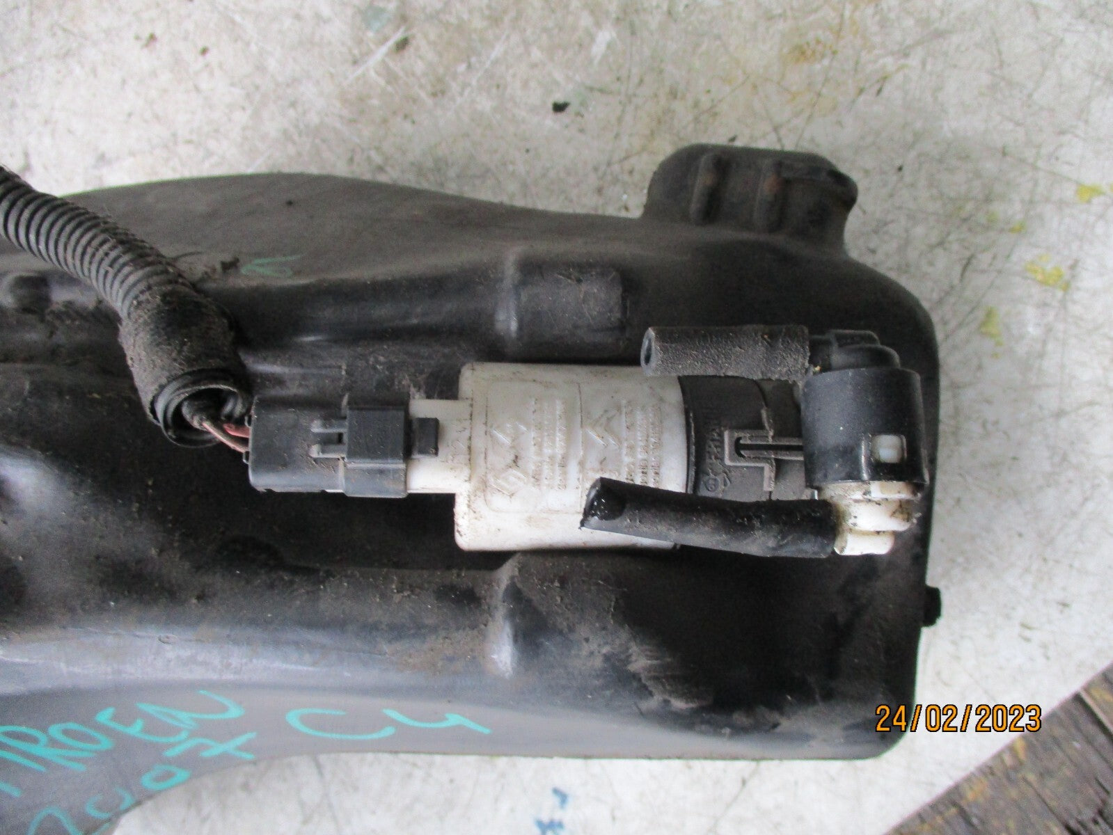 CITROEN C4 2007 HATCHBACK WASHER BOTTLE WITH WASHER PUMP 9658685280